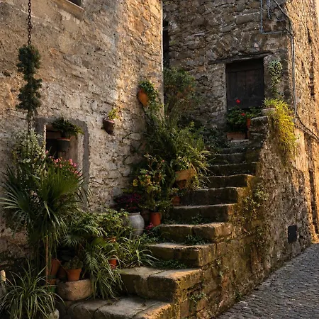Vendégház La Rocca Sospesa - Castello 3*